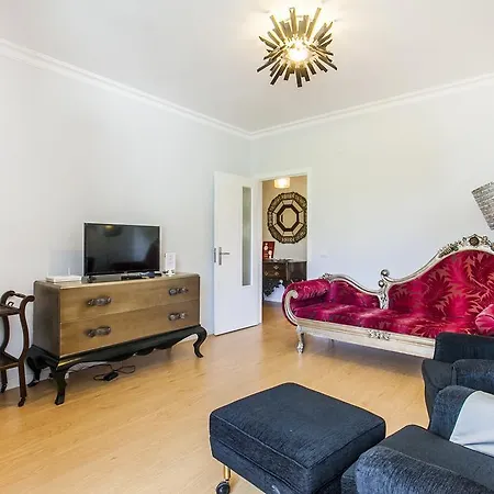Apart Appartement Carcavelos (Lisbon)